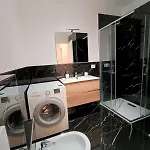 Appartamento Moderno Bilocale Con Balcone E Posto Auto A Trento