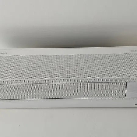 Moderno Bilocale Con Aria Condizionata, Balcone E Parcheggio Gratuito A * Τρέντο