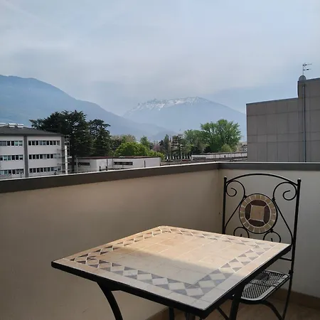דירה Moderno Bilocale Con Aria Condizionata, Balcone E Parcheggio Gratuito A *