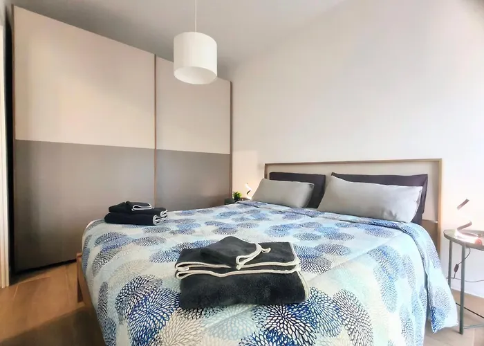 Apartment Moderno Bilocale Con Aria Condizionata, Balcone E Parcheggio Gratuito A